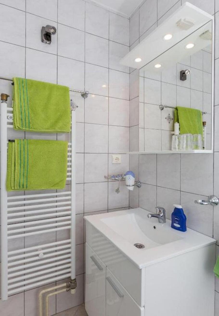 Apartments Ante - With Pool Кавтат Екстериор снимка