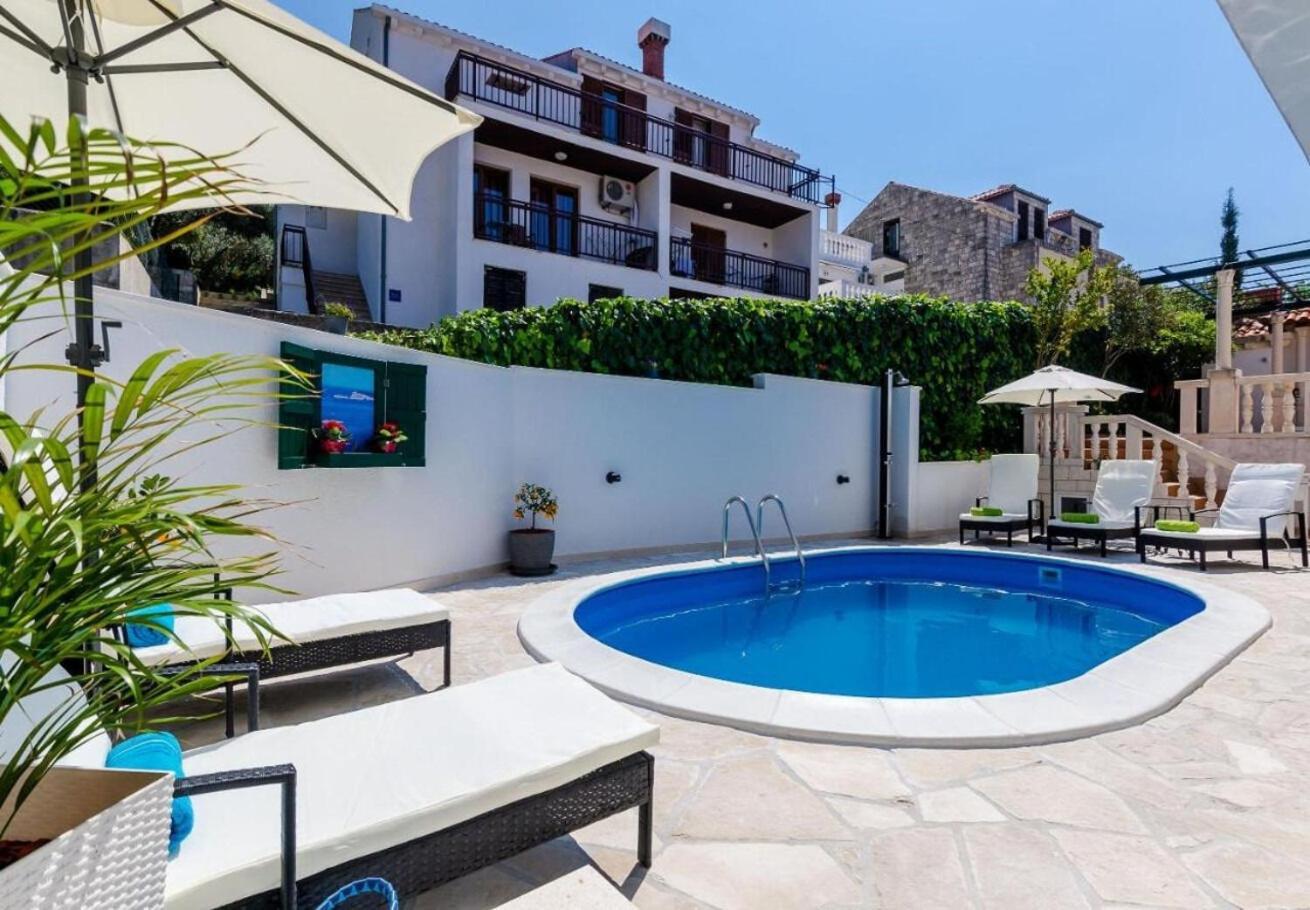 Apartments Ante - With Pool Кавтат Екстериор снимка