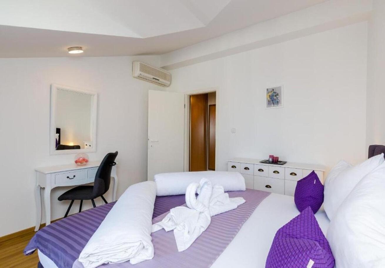 Apartments Ante - With Pool Кавтат Екстериор снимка